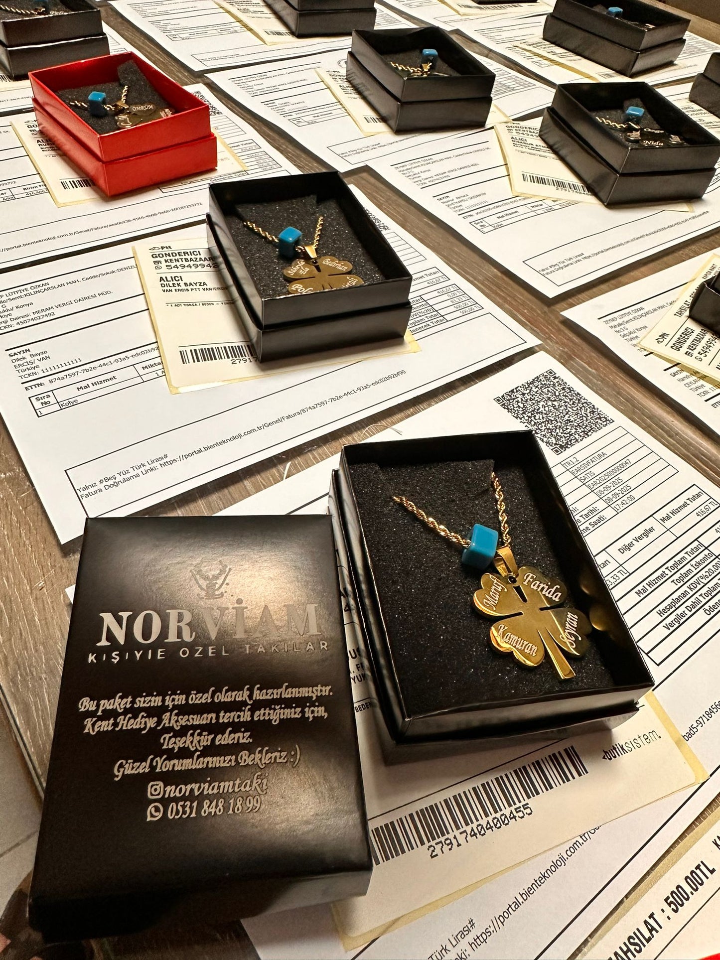 14 AYAR ALTIN KAPLAMA ÇELİK İSİMLİ YONCA KOLYE 60 CM